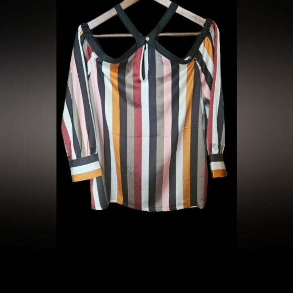 NWOT LOFT Off the Shoulder Blouse - Picture 2 of 5